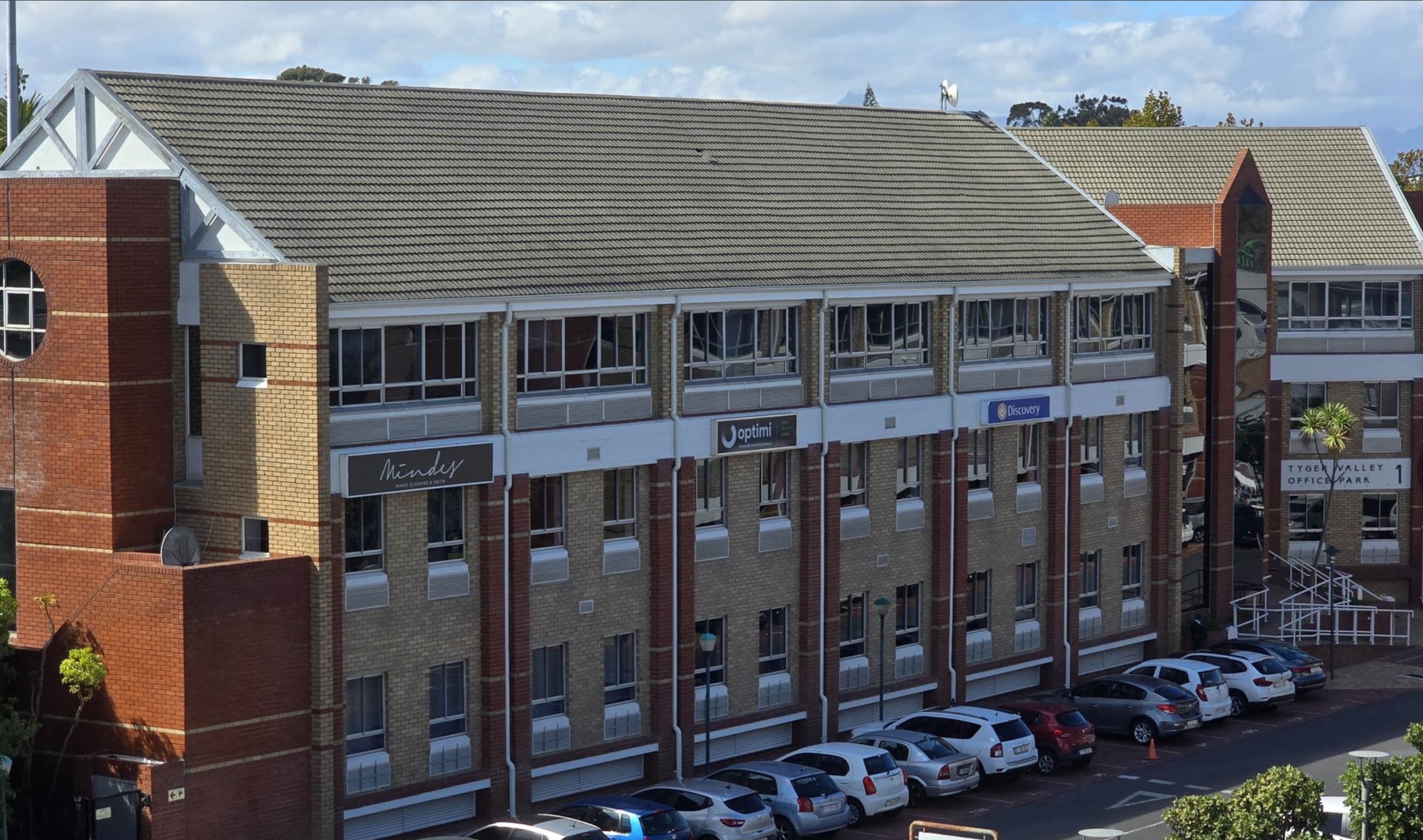 Bellville Tygervalley Office Park 971 squares To Let