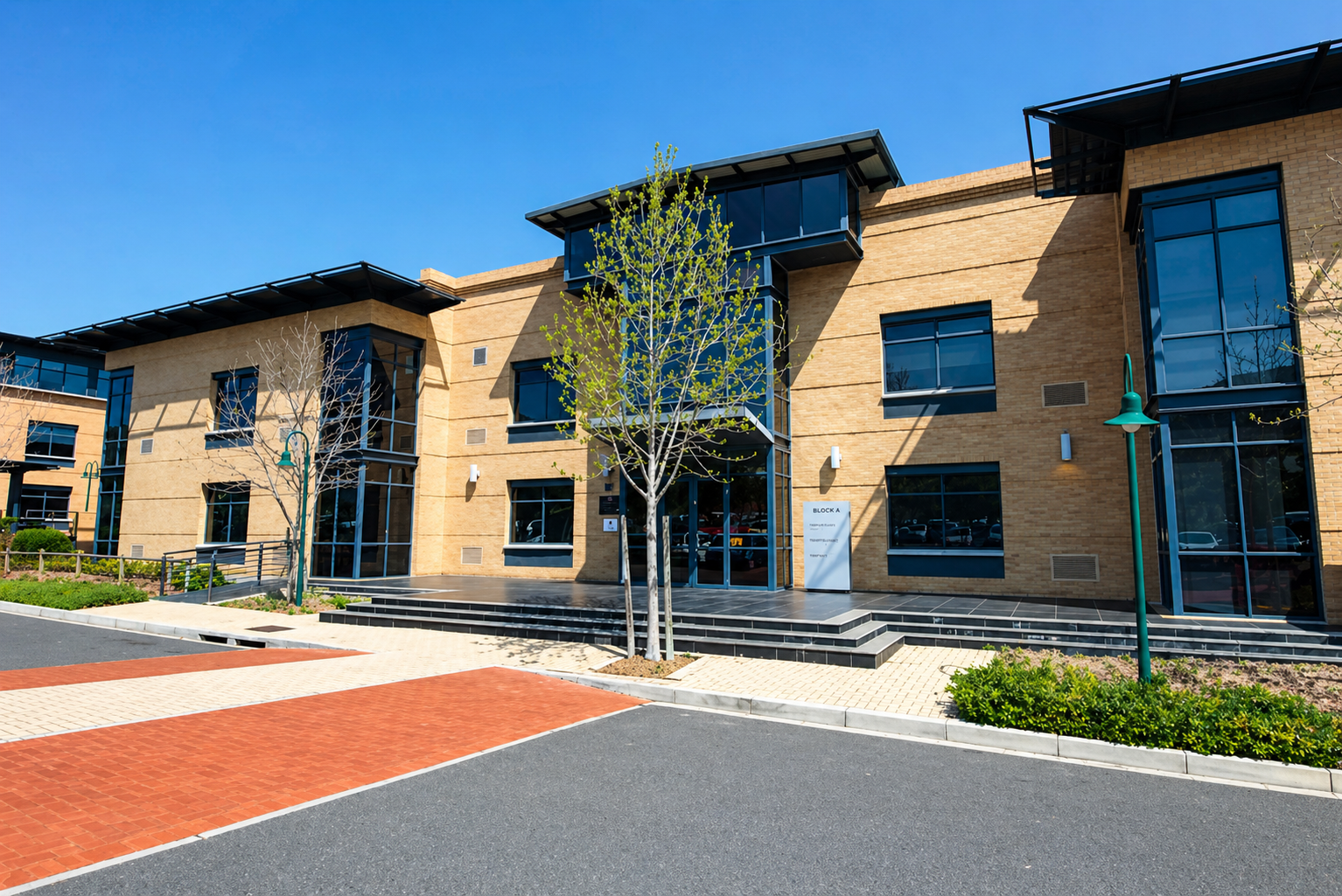 Plattekloof Office Park | 1014 square offices to let