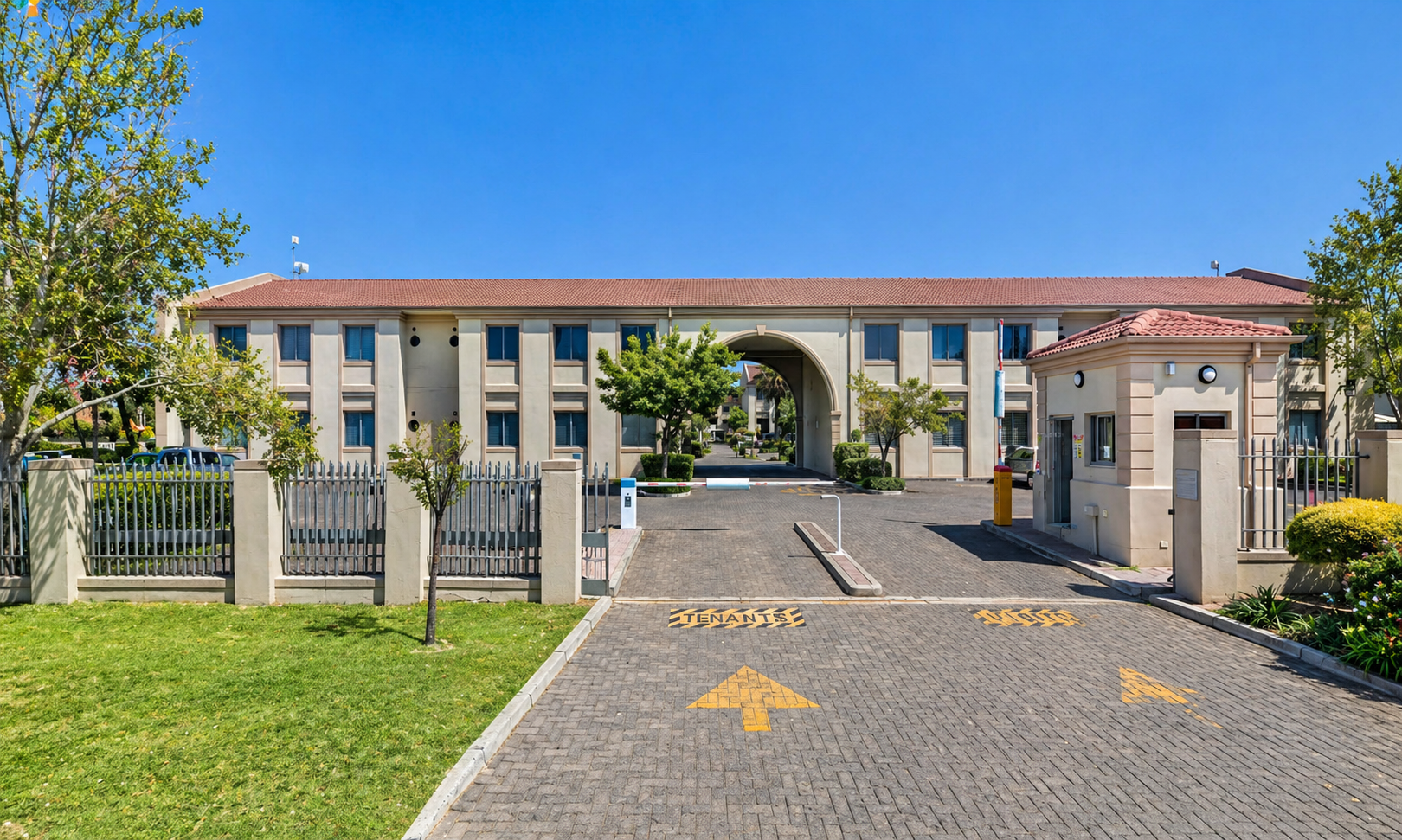 Durbanville Offices to let | 100 squares